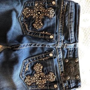 Like New Miss Me Jeans Regular Rise Skinny Size 26